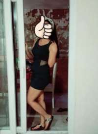 Mersin Kostümlü Escort'tan Zarif ve Yetenekli Bayan Sunumu