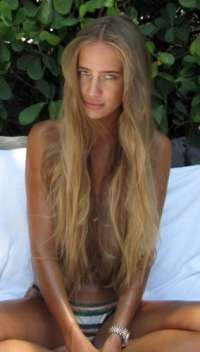 Mersin Swinger Escort Harika Seçiminiz: Zarif ve İhtiraslı