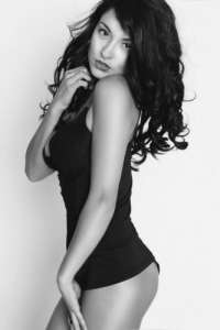 Mersin Swinger Escort İle Hayatınızın En Güzel Gecesini Geçirin